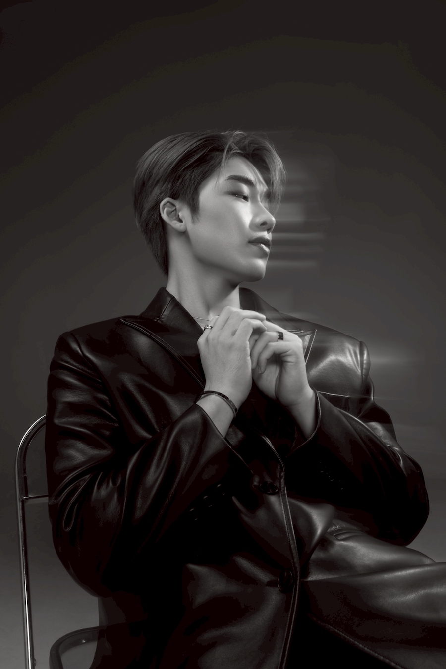 202506p-bw04