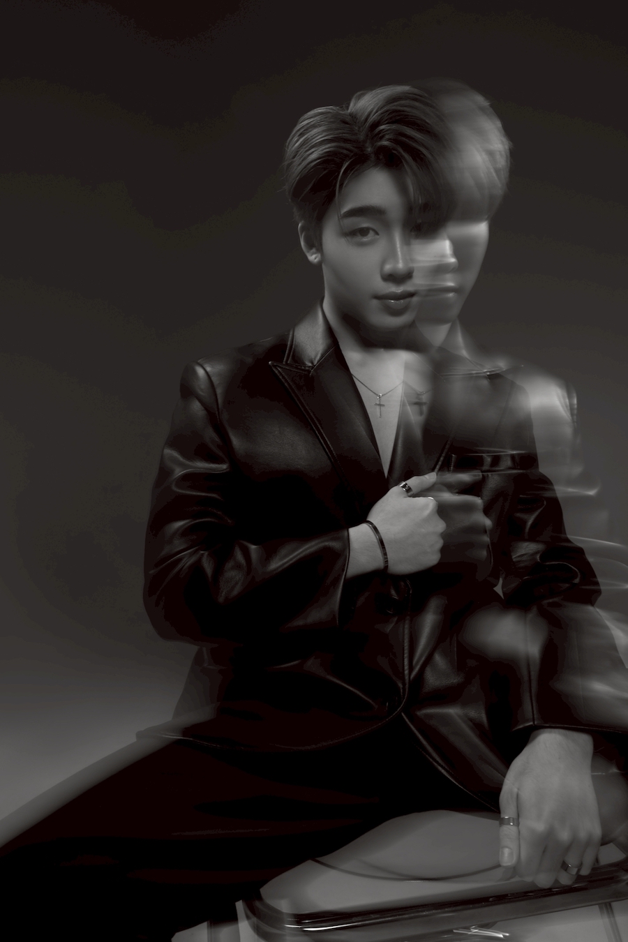 202506p-bw08